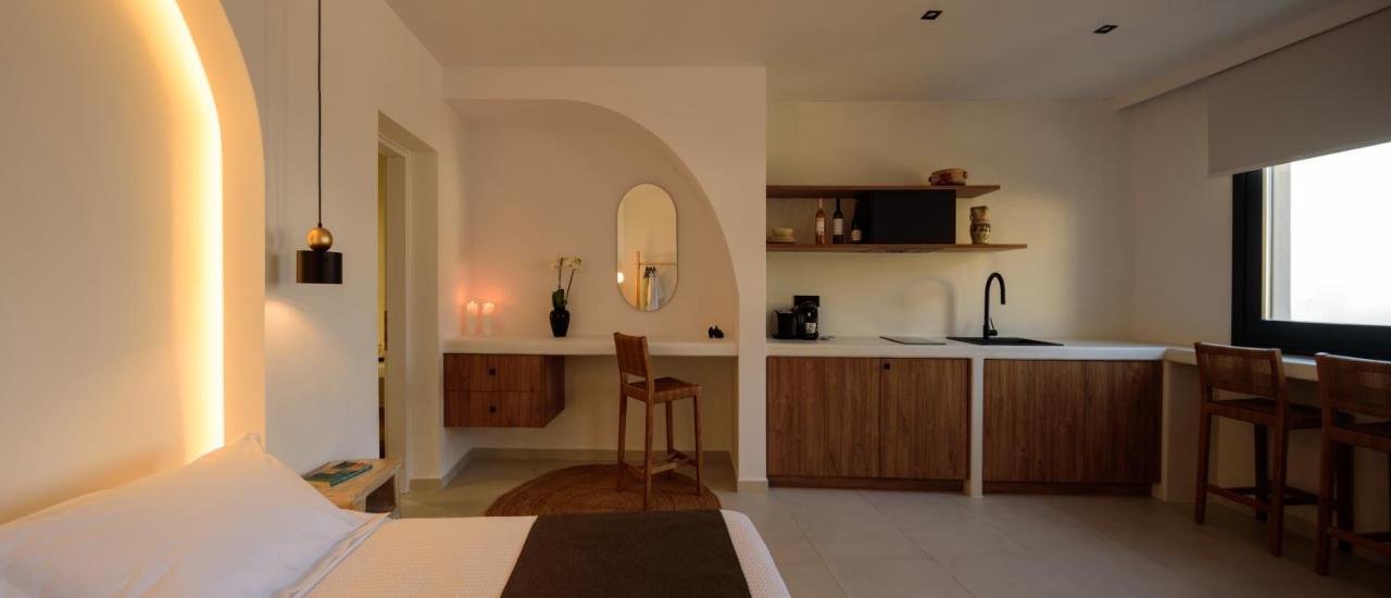 Ryolithos Suites Foinikiá エクステリア 写真